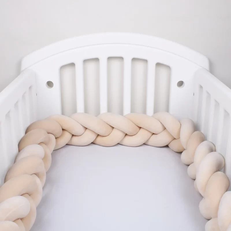 Tresse de lit beige pour bébé